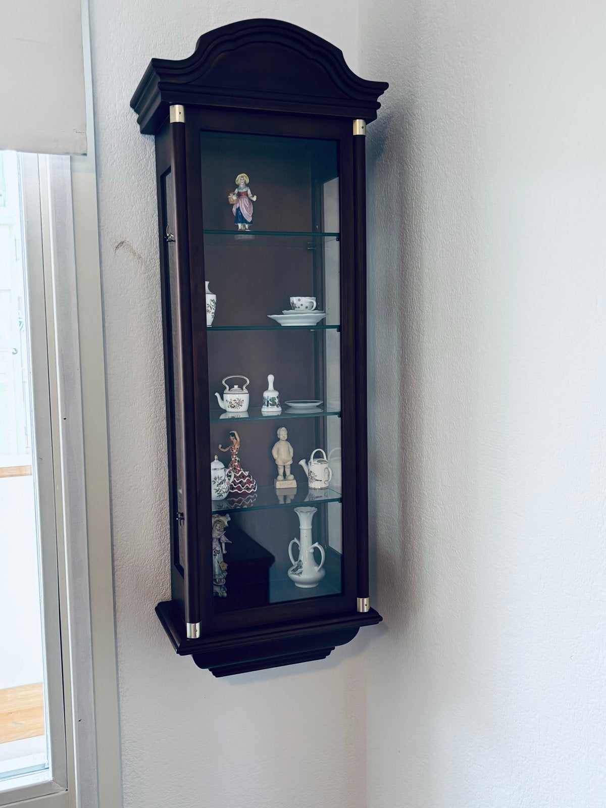 Elegante hangvitrinekast voor snuisterijen - Donkerbruin, Ophalen, Minder dan 50 cm, Gebruikt, 100 tot 150 cm