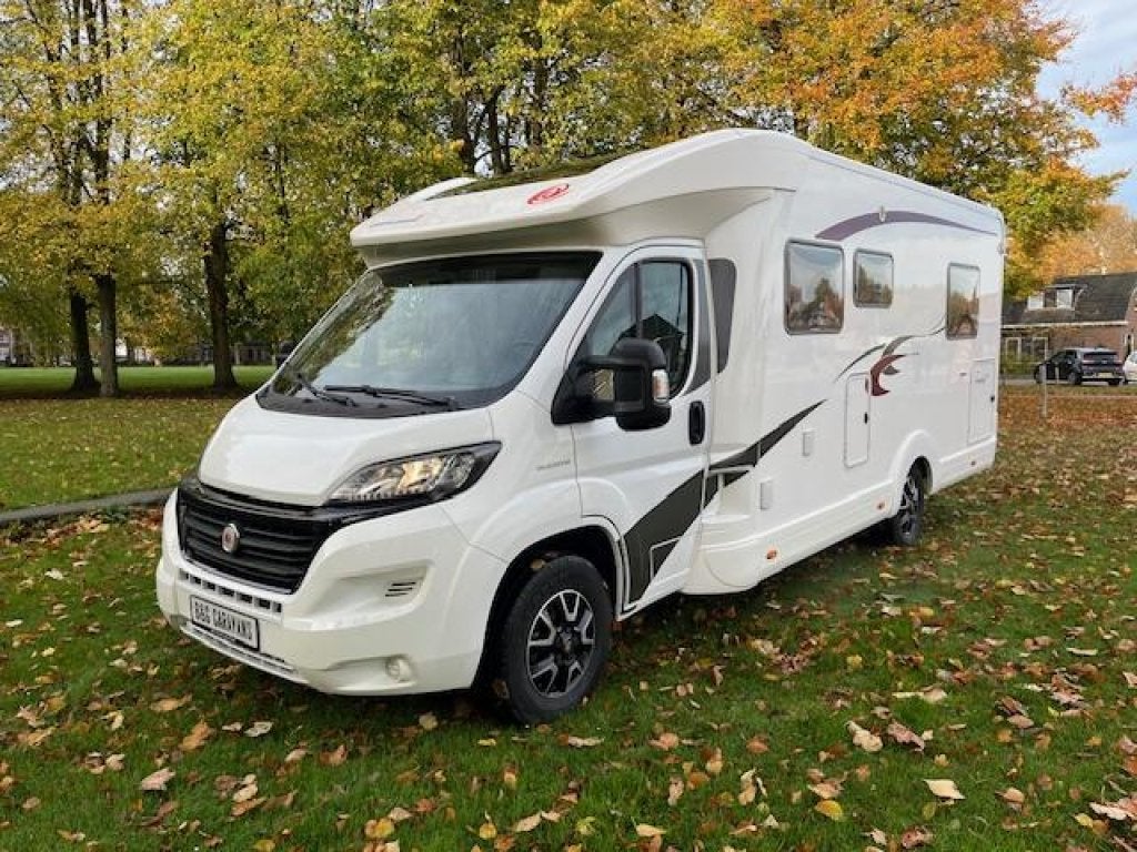 Eura Mobil Profila 720 QB Topstaat, super compleet, Standaard zit, Ringverwarming, Bedrijf, Half-integraal