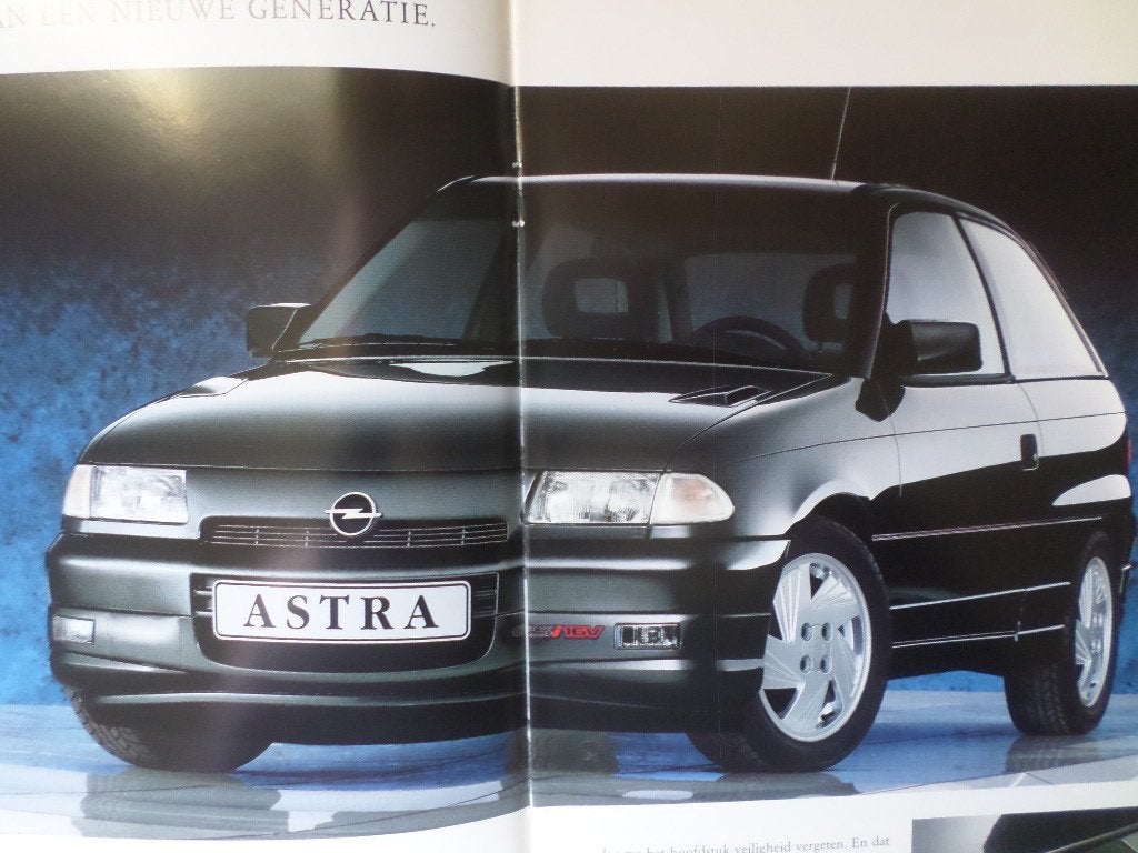 Opel Astra GSI Brochure, Ophalen of Verzenden, Zo goed als nieuw, Opel