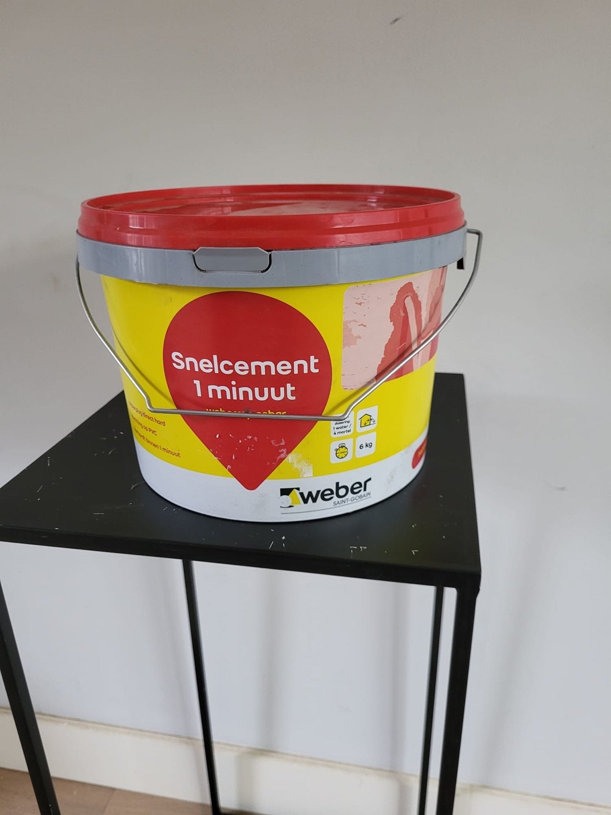 Weber Snelcement 1 minuut - Ruim de helft nog in emmer, Ophalen, Gebruikt