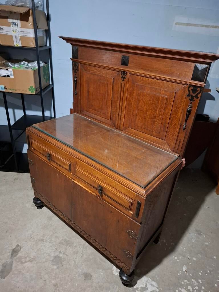 Antieke kast met glazen plaat en opbouw, Antiek en Kunst, Ophalen