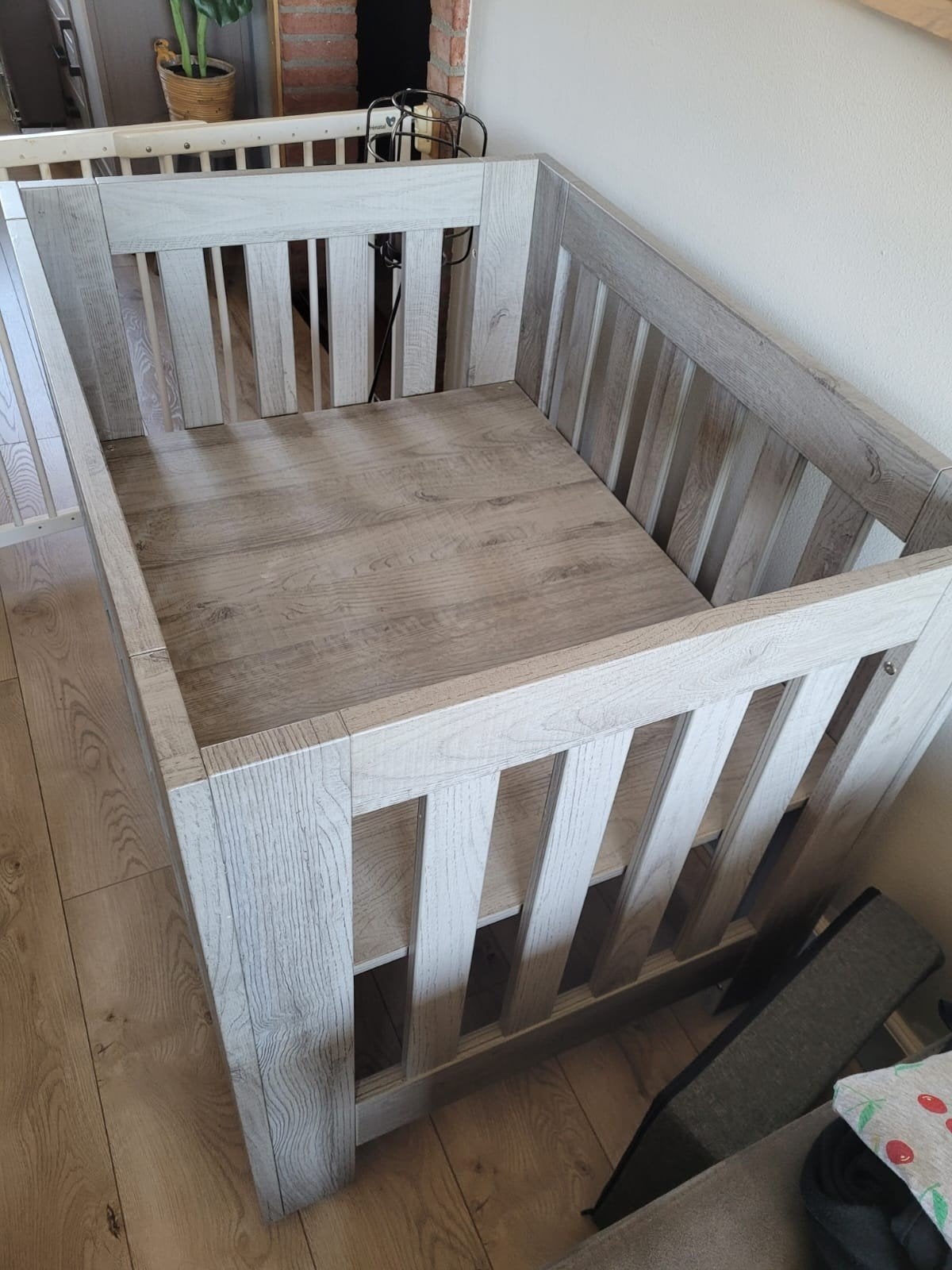 Box met wieltjes, Kinderen en Baby's, Boxen, Ophalen, Gebruikt, Vierkant, Wieltjes