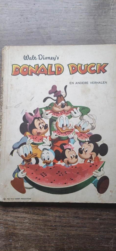 Donald Duck en andere verhalen., Gelezen, Ophalen of Verzenden, Walt Disney, Eén stripboek