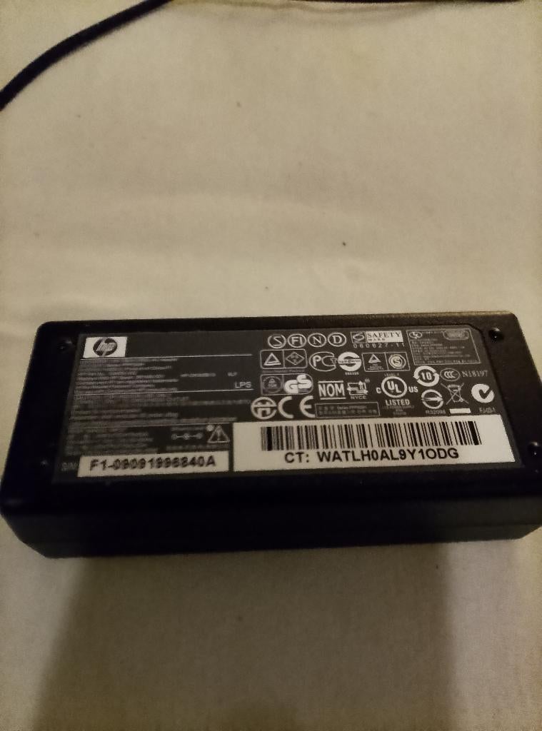 HP Laptop Adapter 65W, Computers en Software, Laptop-opladers, Ophalen of Verzenden, Gebruikt, HP Adapter