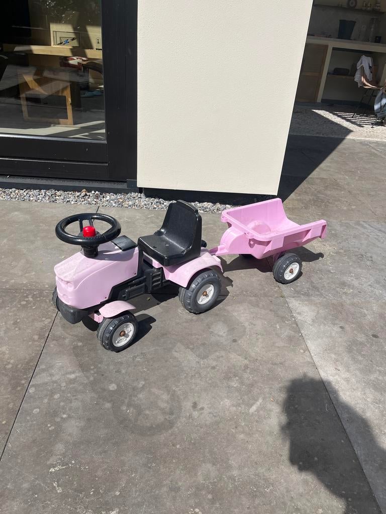 Roze peuter tractor met aanhanger, Ophalen, Gebruikt, Trapvoertuig