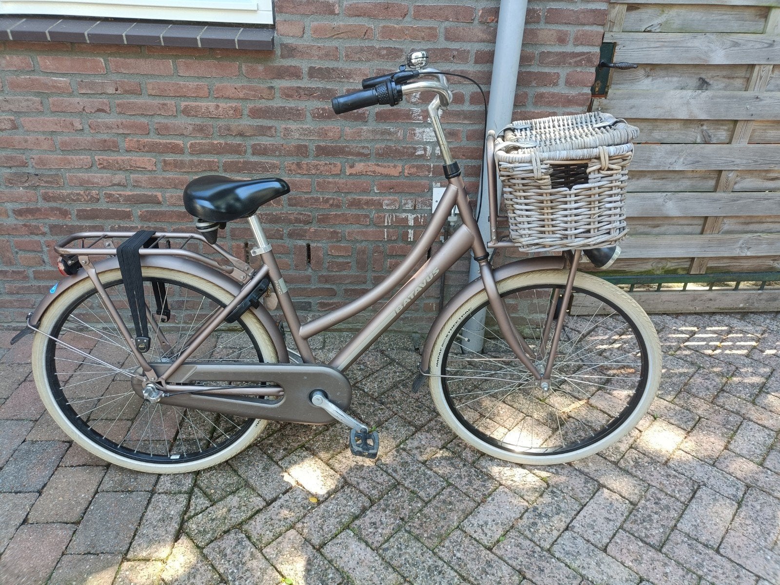 26 inch Batavus meiden fiets, Fietsen en Brommers, Minder dan 47 cm, Ophalen of Verzenden, Zo goed als nieuw, Versnellingen
