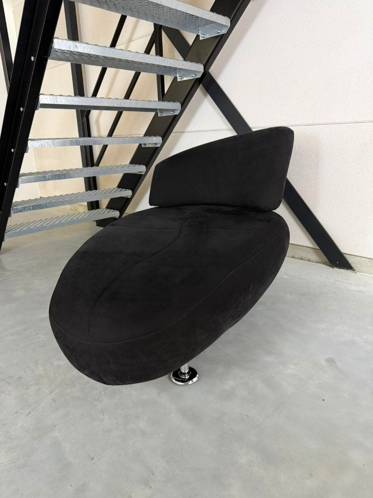 Leolux Kikko – Zwart – Nieuwstaat, Huis en Inrichting, Fauteuils, Ophalen, Zo goed als nieuw, Stof, 75 tot 100 cm