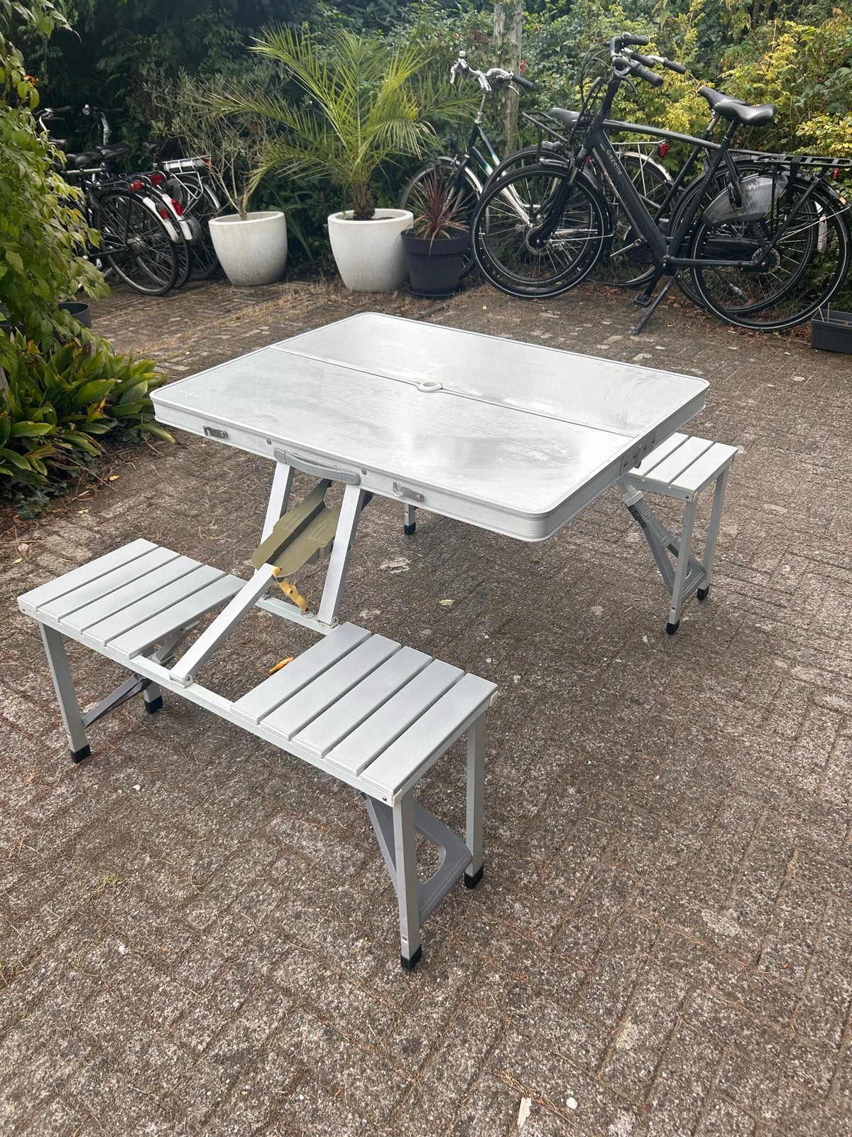 Opvouwbare campingtafel met bankjes voor kinderen, Ophalen of Verzenden, Zo goed als nieuw, Campingtafel