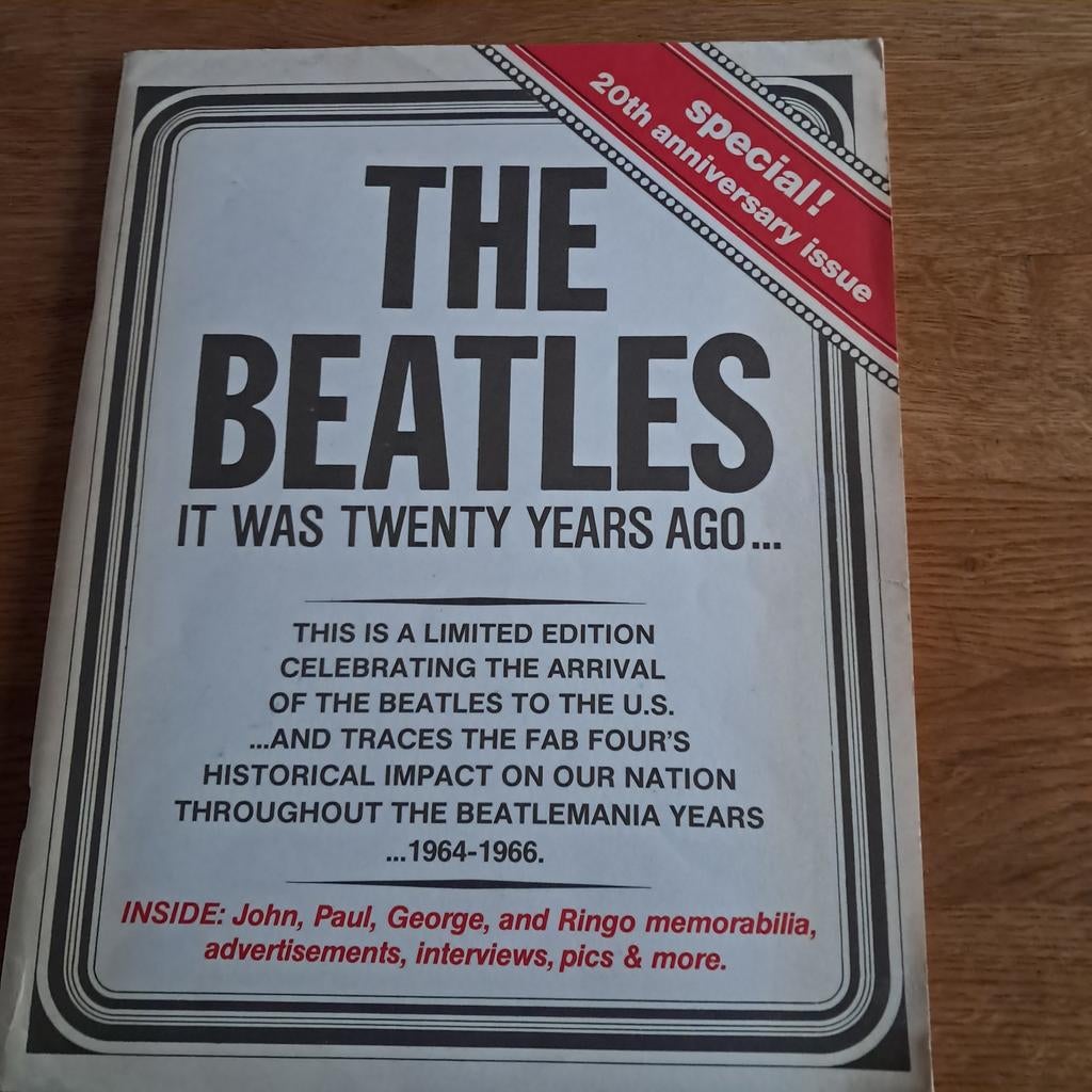 The Beatles  it was 20 years ago, Ophalen of Verzenden, Zo goed als nieuw, Boek, Tijdschrift of Artikel