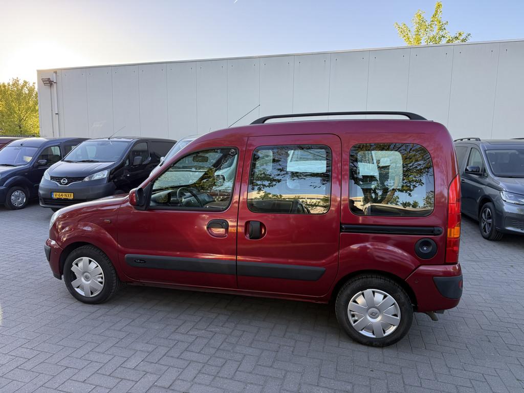 Renault Kangoo 1.6-16V Rolstoelauto - Automaat - Airco - Bod, Auto's, 1160 kg, Metallic lak, Gebruikt, 4 stoelen