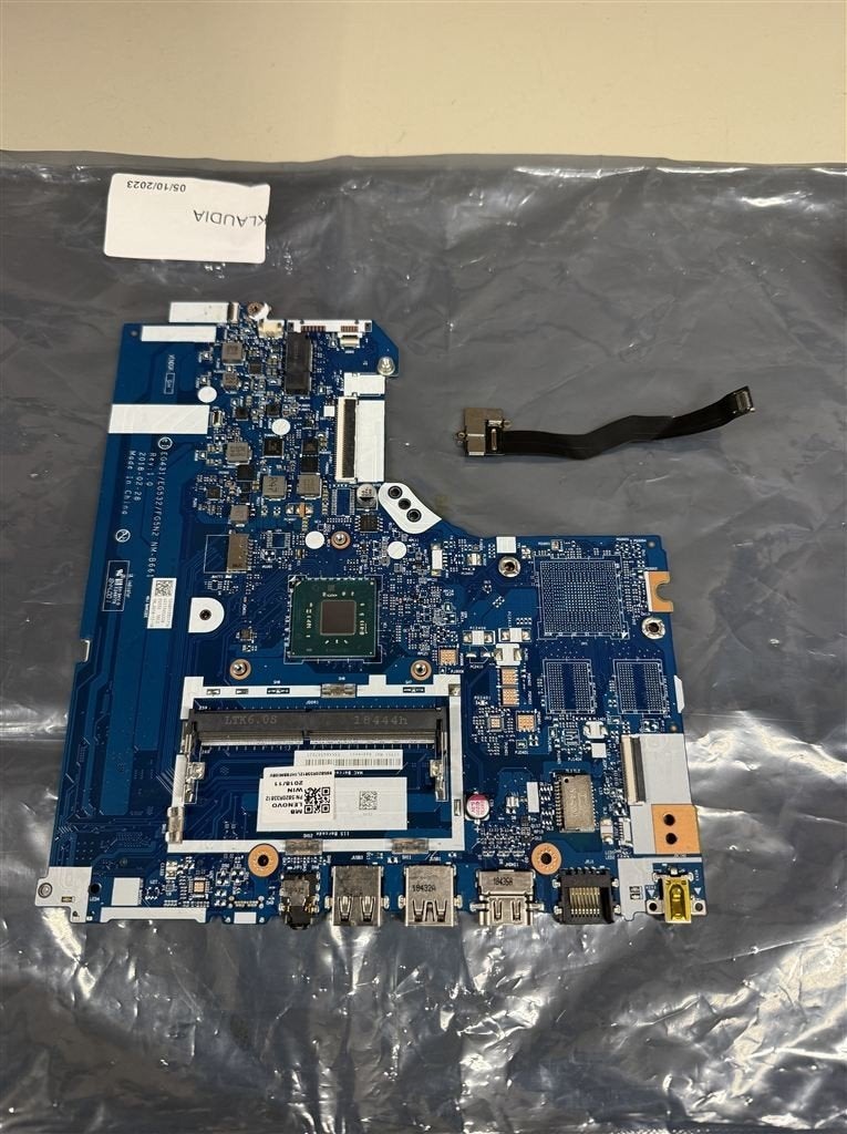 Lenovo IdeaPad 330-15IGM moederbord Pentium N5000 CPU 5B20R3, Computers en Software, Ophalen of Verzenden, Zo goed als nieuw, Overige typen
