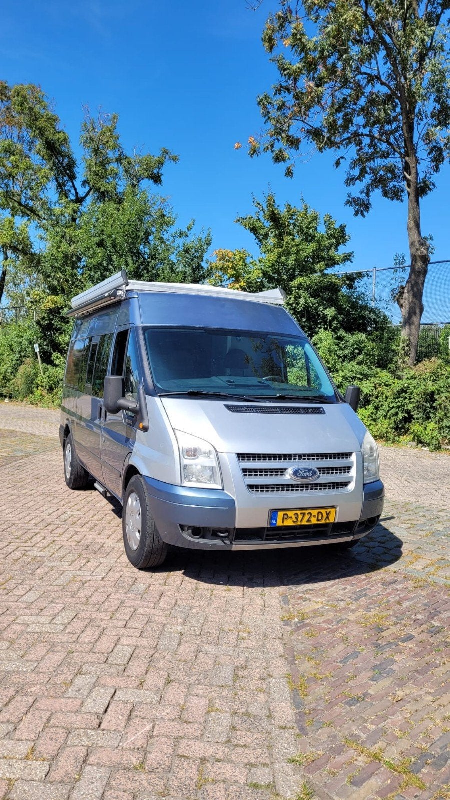 Bus Camper Ford Transit 330M, Caravans en Kamperen, Achteruitrijcamera, Buscamper of Camperbus, Ringverwarming, Luifel