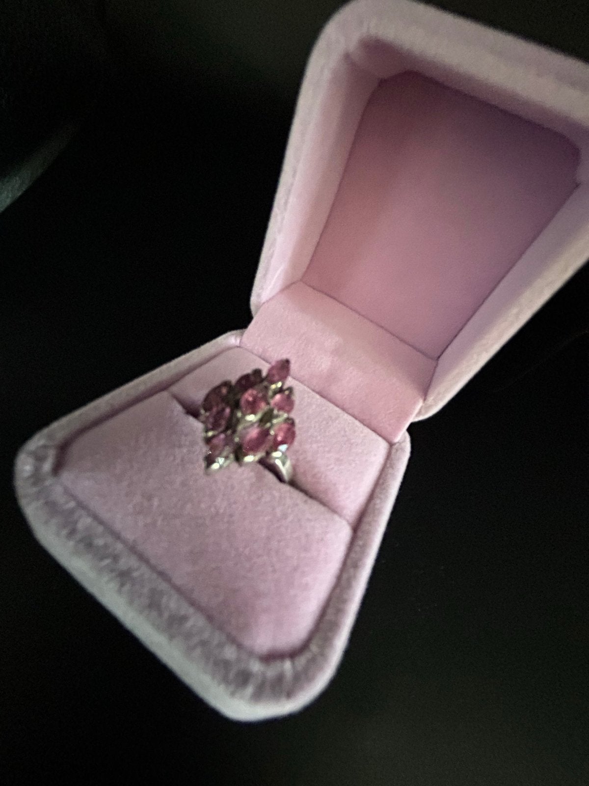 Zilveren ring met roze saffieren, maat 18.1, 18 tot 19, Gebruikt, Ophalen of Verzenden, Roze