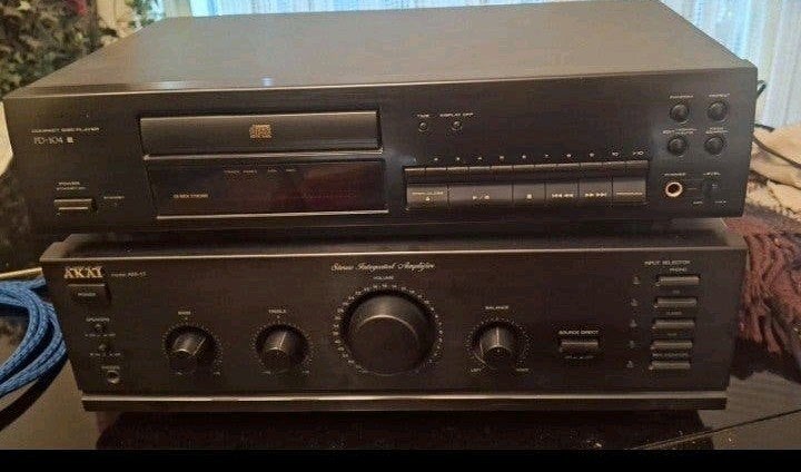 Akai AM-A301 Versterker & Pioneer PD-104 CD-speler, Gebruikt, Losse componenten, Ophalen of Verzenden, Akai