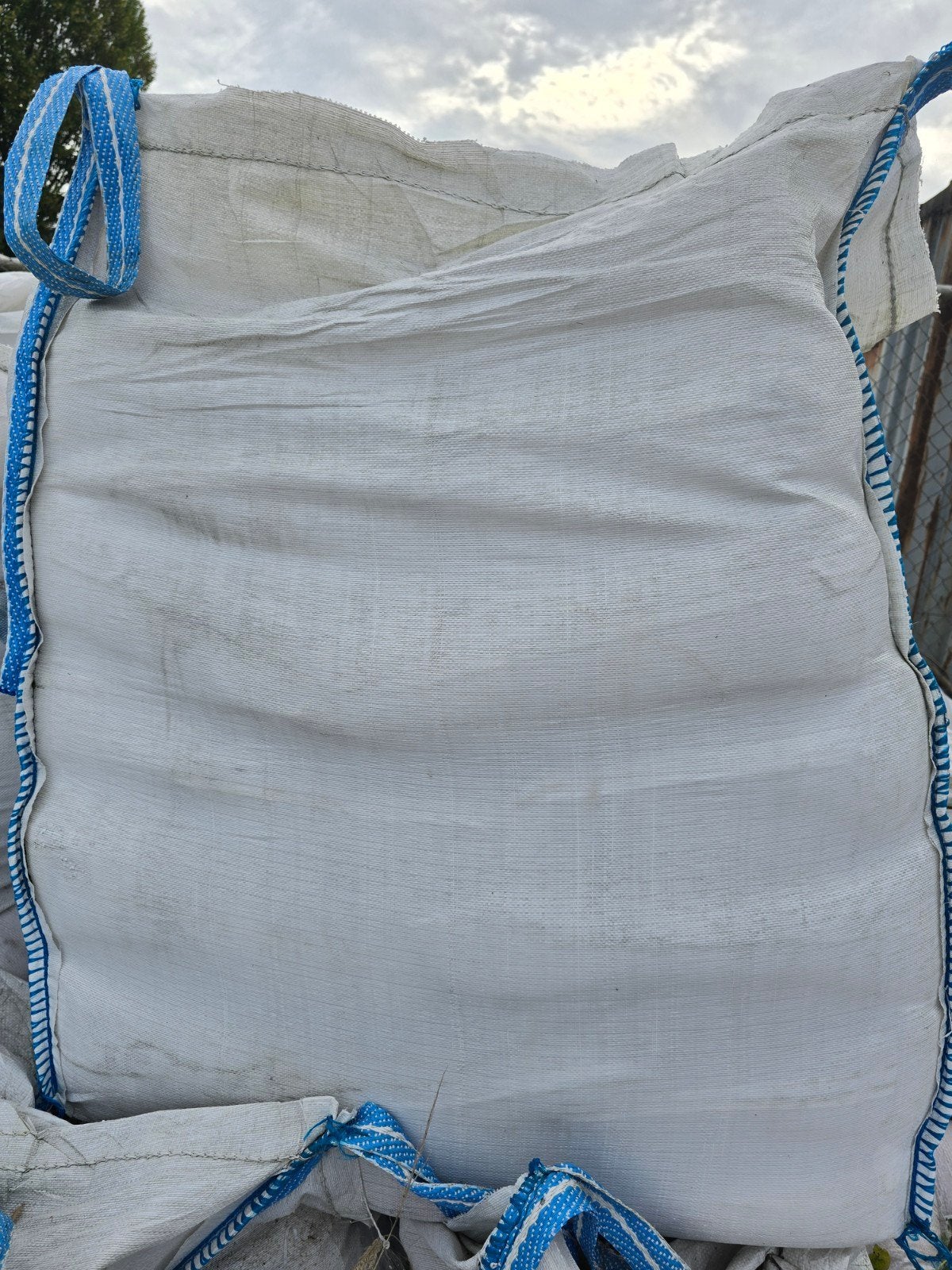 diverse bigbags zand, ophoogzand, Tuin en Terras, Ophalen of Verzenden, Nieuw, Ophoogzand