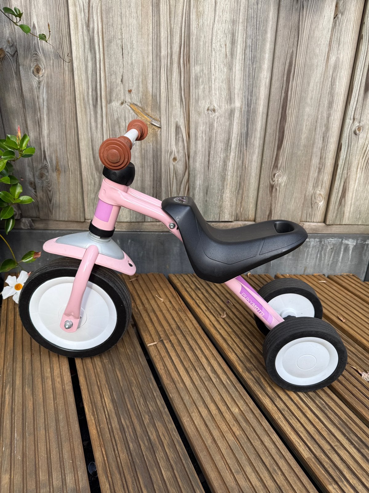 Loopfiets Pukymoto pastelroze - Puky, Ophalen, Zo goed als nieuw, Loopfiets