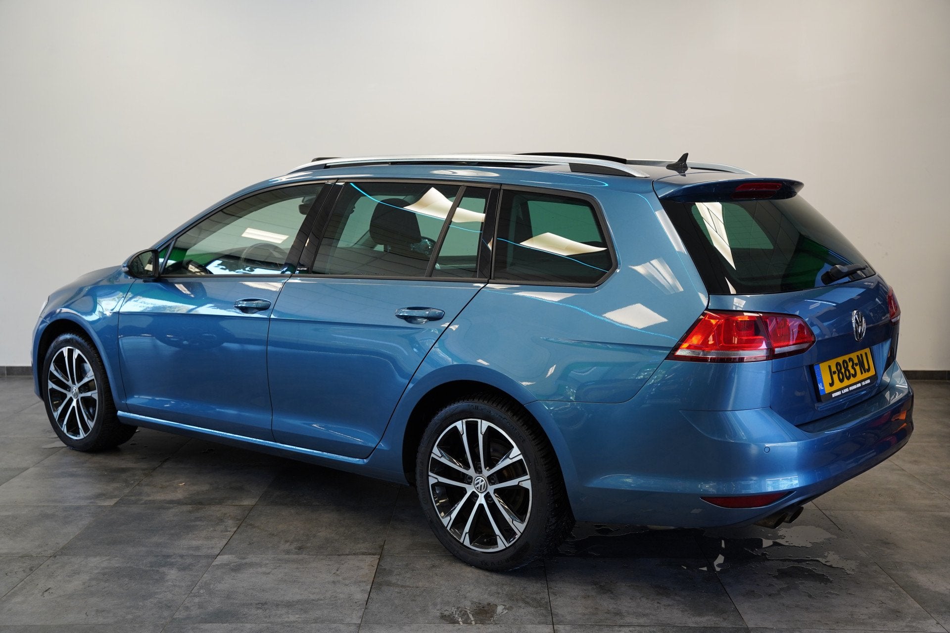 Volkswagen Golf Variant 1.4 TSI Highline Panoramadak Navigat, Auto's, Gebruikt, 4 cilinders, 150 pk, Blauw
