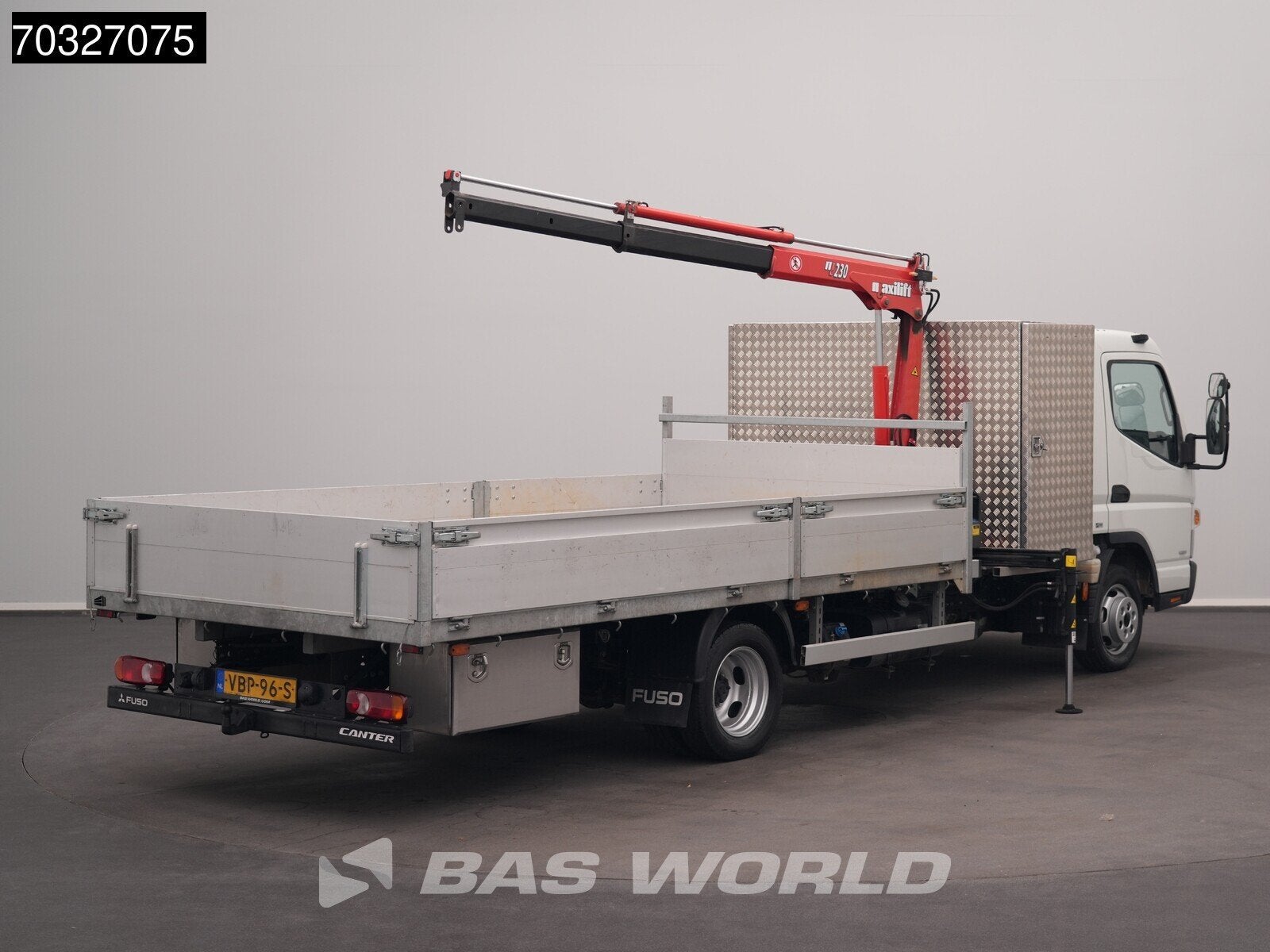 Mitsubishi Canter 3C15 3.0L Kraanwagen Maxilift 230.2H Trekh, 3239 kg, Stof, Gebruikt, Euro 6