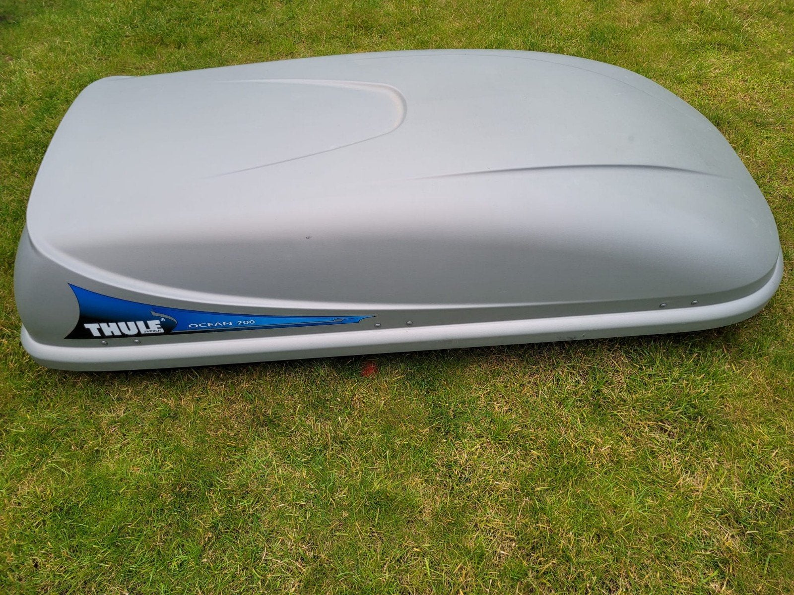 Thule Ocean 200 dakkoffer incl. dakdragers en fietsendragers, Auto diversen, Dakkoffers, Ophalen