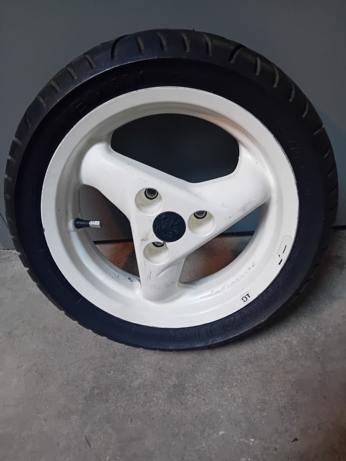 Peugeot WRC Velg met Metzeler Band, Ophalen of Verzenden, Gebruikt, Overige typen, Peugeot