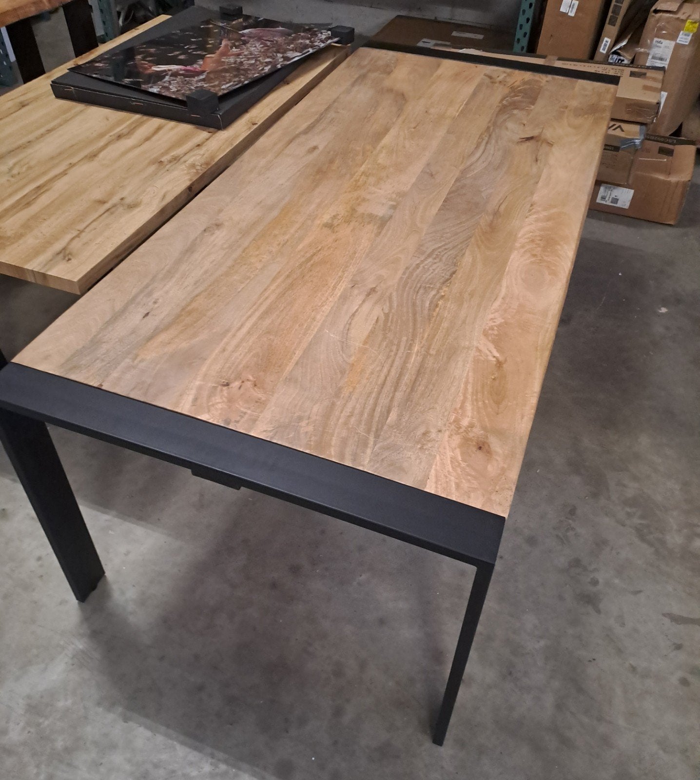 Robuuste eettafel van 220x100 cm, Huis en Inrichting, 100 tot 150 cm, 200 cm of meer, Zo goed als nieuw, Vijf personen of meer