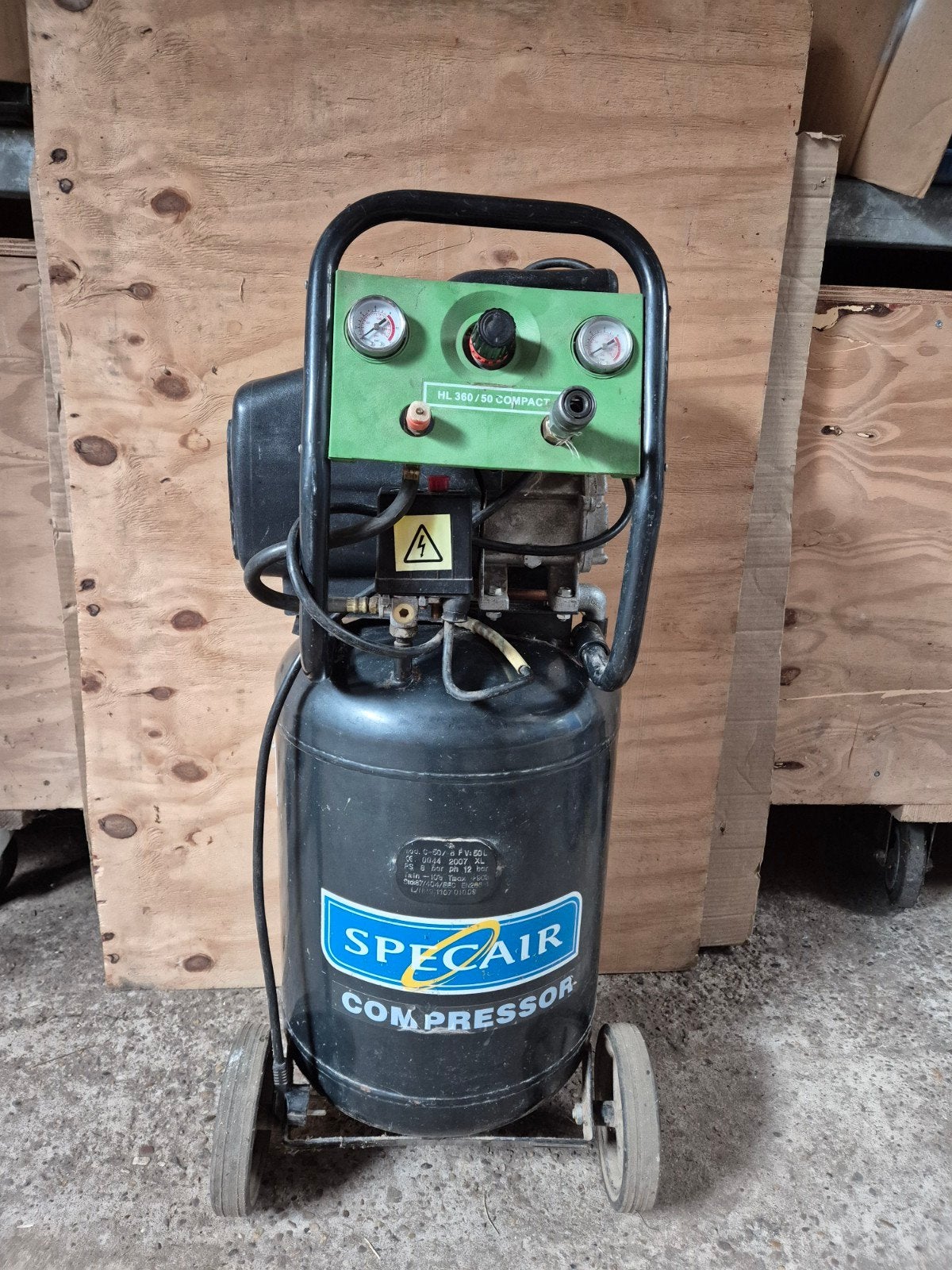 Compressor 50L, Ophalen, Gebruikt, 6 tot 10 bar, 25 tot 100 liter