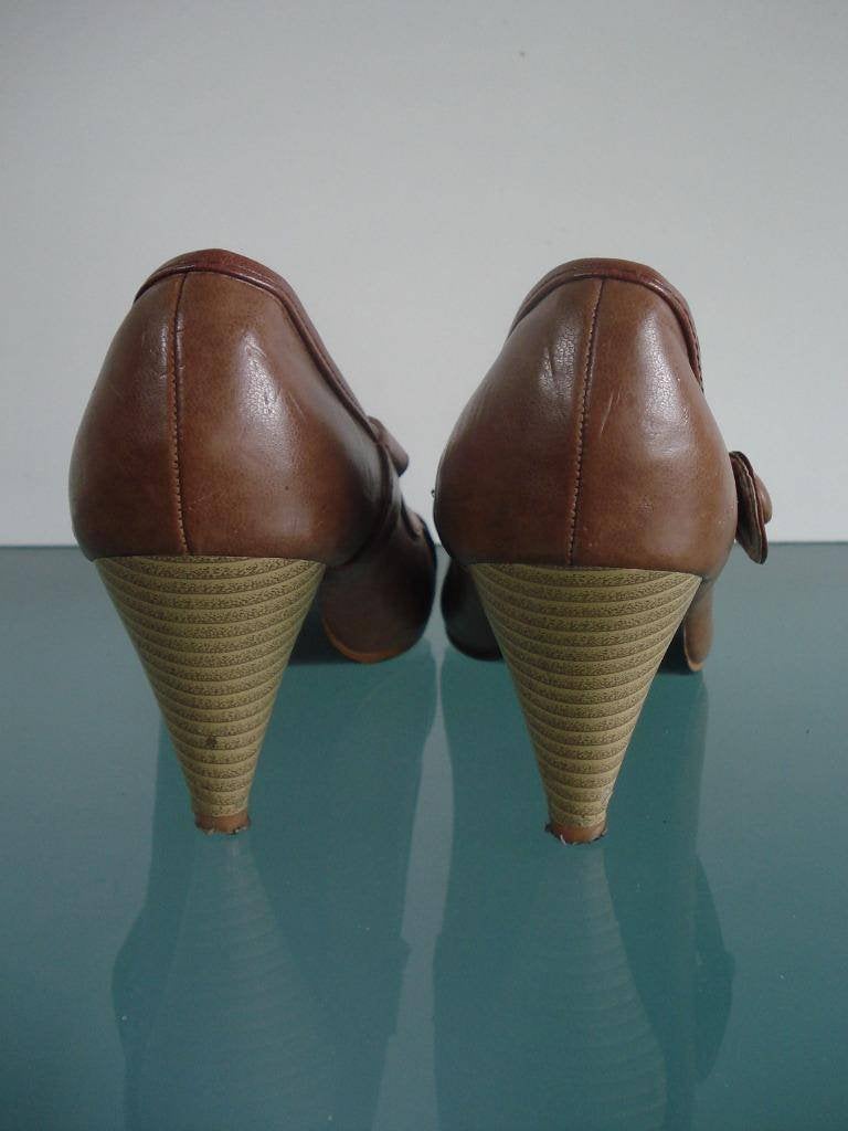 Mary Jane pumps bruin 40 | Gratis verzenden, Bruin, Verzenden, Zo goed als nieuw, Schoenen met hoge hakken