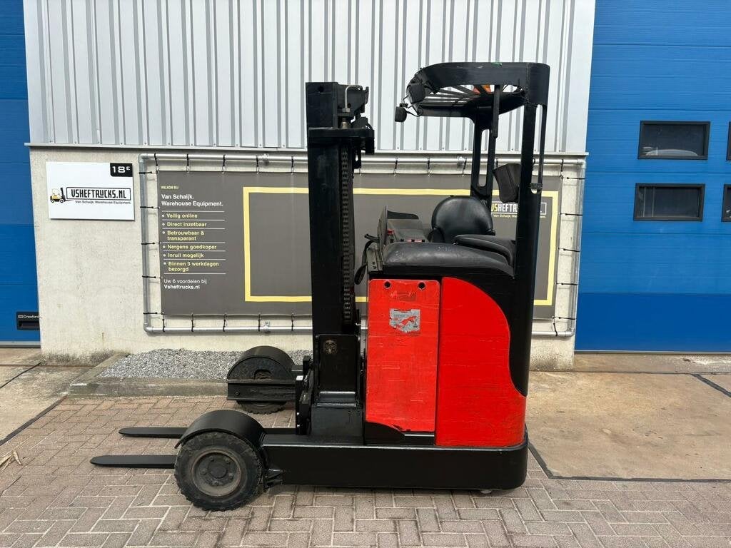 VS-22926 buiten reachtruck Linde R16G, Zakelijke goederen, Machines en Bouw | Heftrucks en Intern transport, Linde, Reachtruck