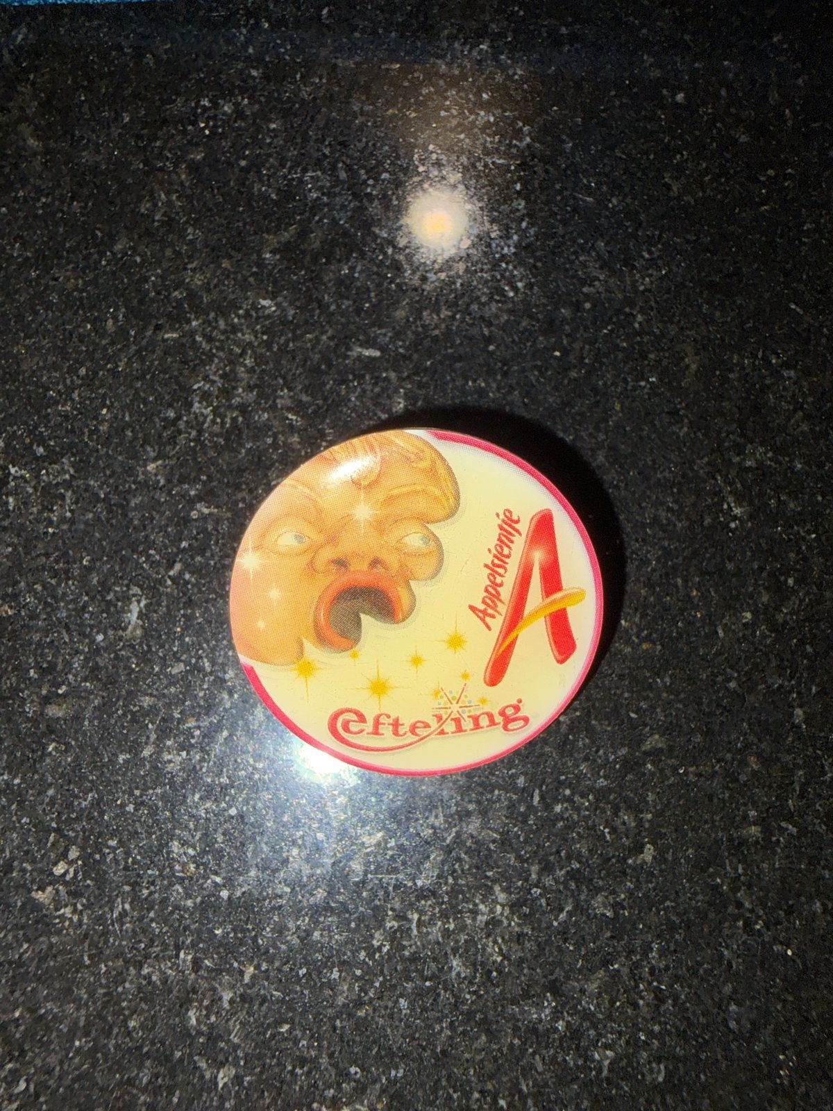 Efteling Appeltje voor de Dorst Button/Speldje, Verzamelen, Ophalen of Verzenden, Gebruikt, Button of Speldje