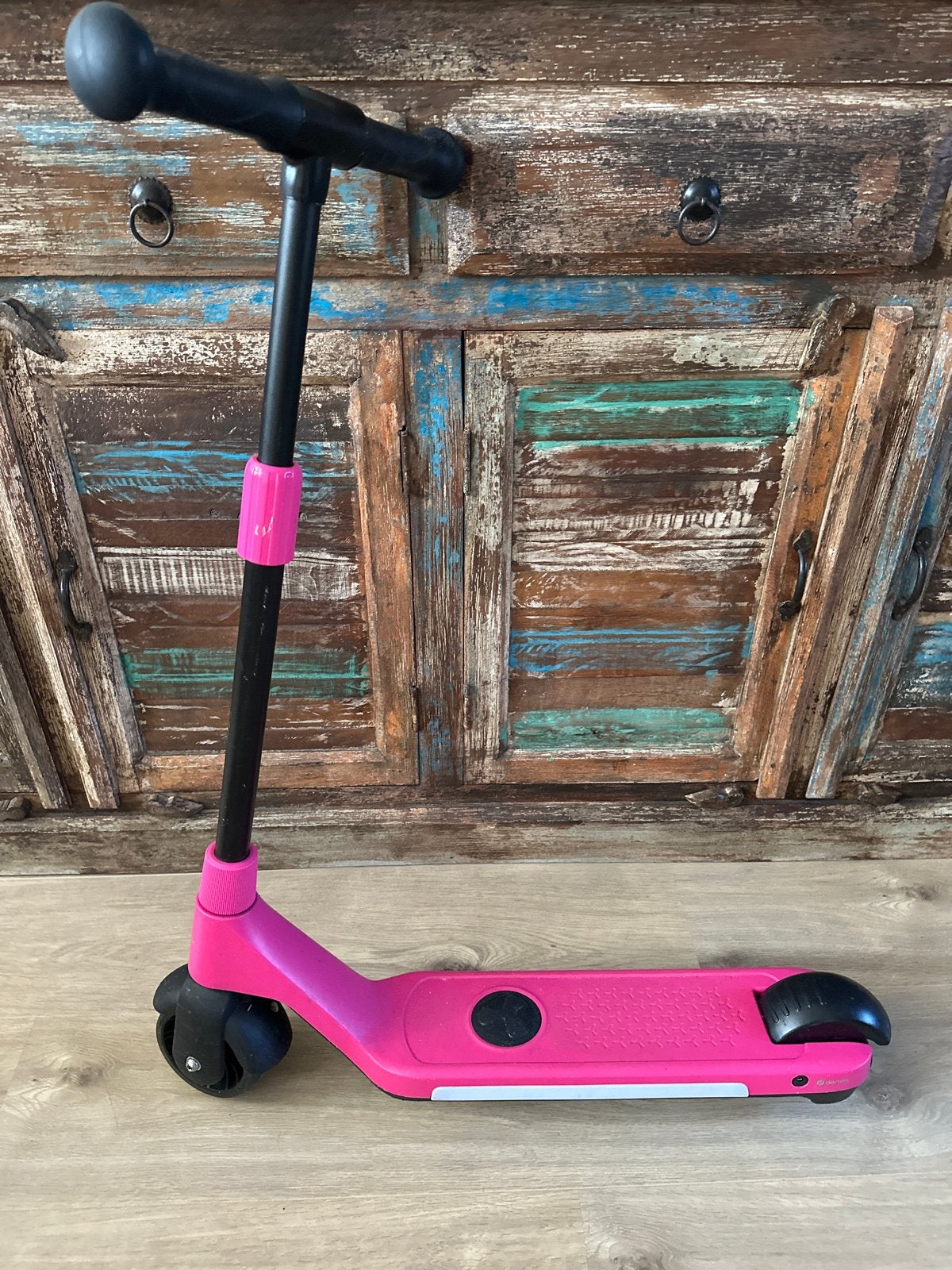 Roze elektrische kinderstep - Denver - In hoogte verstelbaar, Ophalen, Gebruikt, Elektrische step (E-scooter)