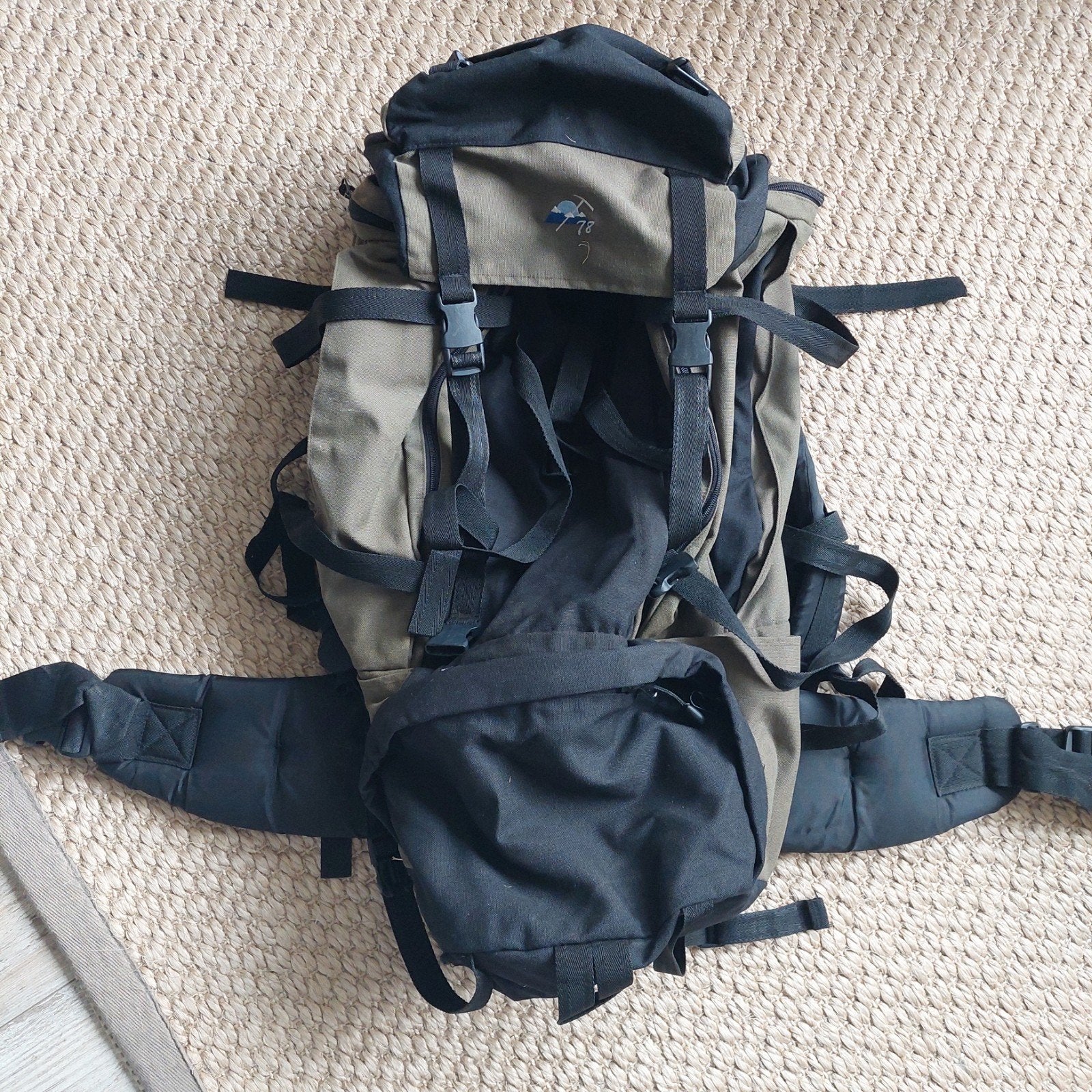 Backpack tas 75 liter, Sport en Fitness, Bergsport en Wandelen, Ophalen of Verzenden, Gebruikt, Rugzak