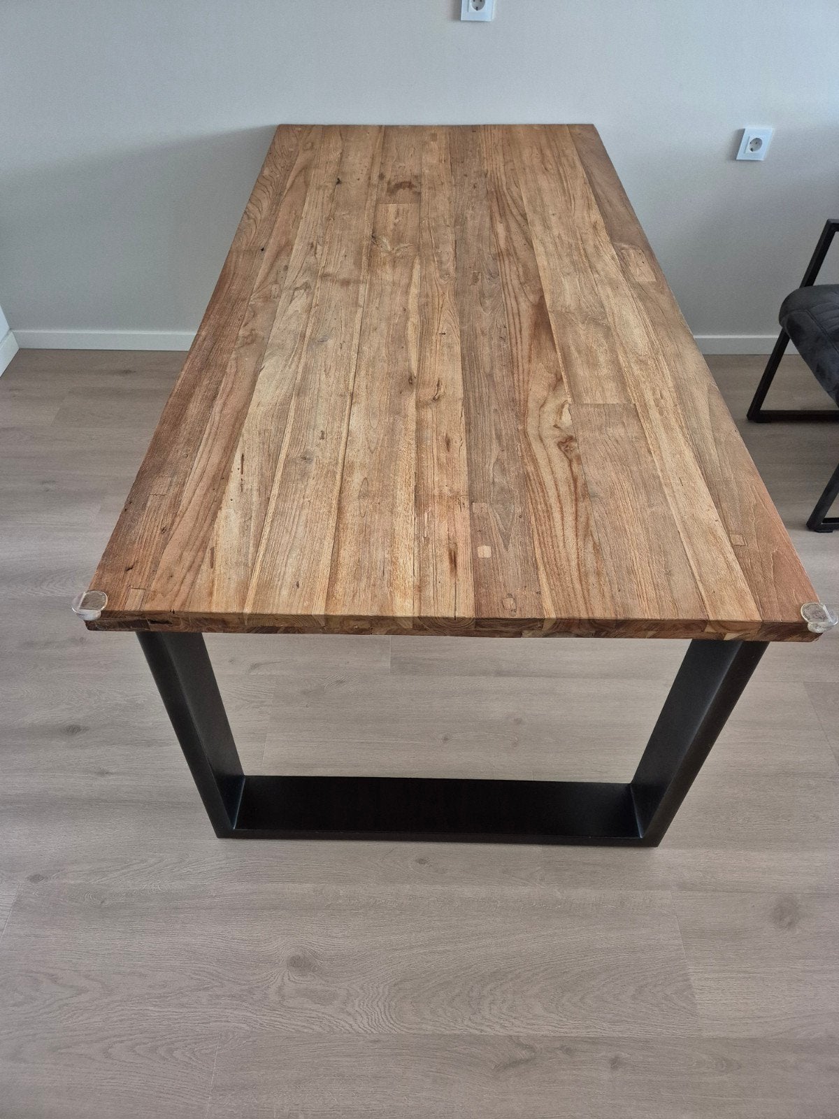Robuuste eettafel van mangohout (Romaro Pronto wonen), Industrieel, Modern, 50 tot 100 cm, Zo goed als nieuw, 150 tot 200 cm