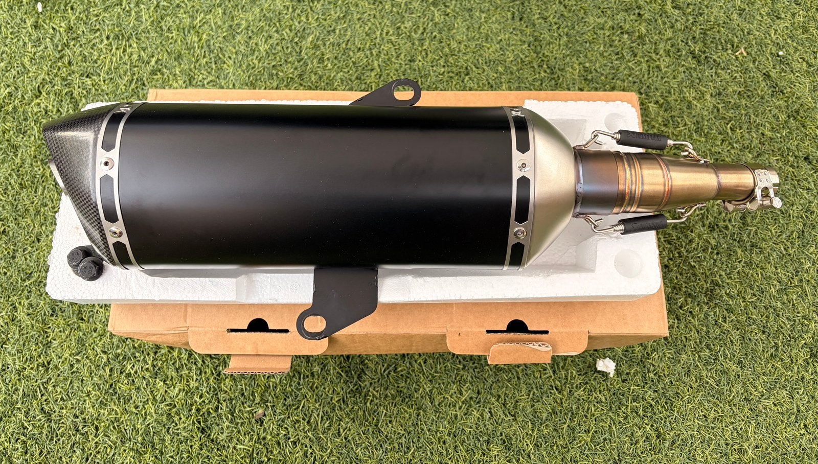 Akrapovic Slip-on Uitlaat voor Honda ADV 350 (2021-2024), Ophalen, Gebruikt