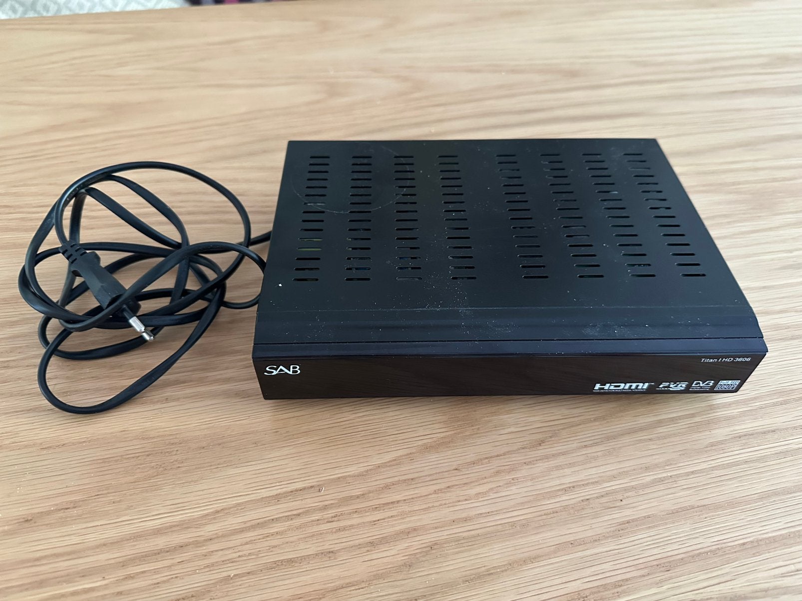 SAB titan HD 3606 satelietreciver, Ophalen of Verzenden, Zo goed als nieuw, (Schotel)antenne-accessoires, Overige merken