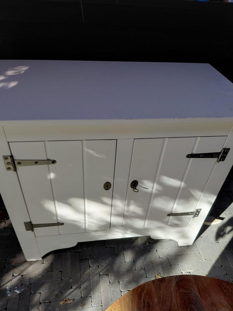 Nette degelijke commode - Wit, Huis en Inrichting, Ophalen of Verzenden, Gebruikt, 25 tot 50 cm, 100 tot 150 cm