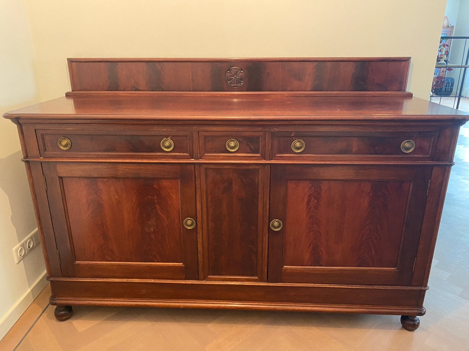 Mooie antieke dressoir, Huis en Inrichting, Kasten | Dressoirs, Ophalen of Verzenden, Zo goed als nieuw, 25 tot 50 cm