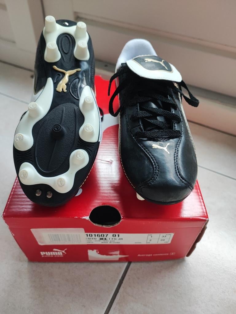 Puma voetbalschoenen maat 33 - Zwart/Wit, Maat XS of kleiner, Ophalen of Verzenden, Nieuw, Schoenen