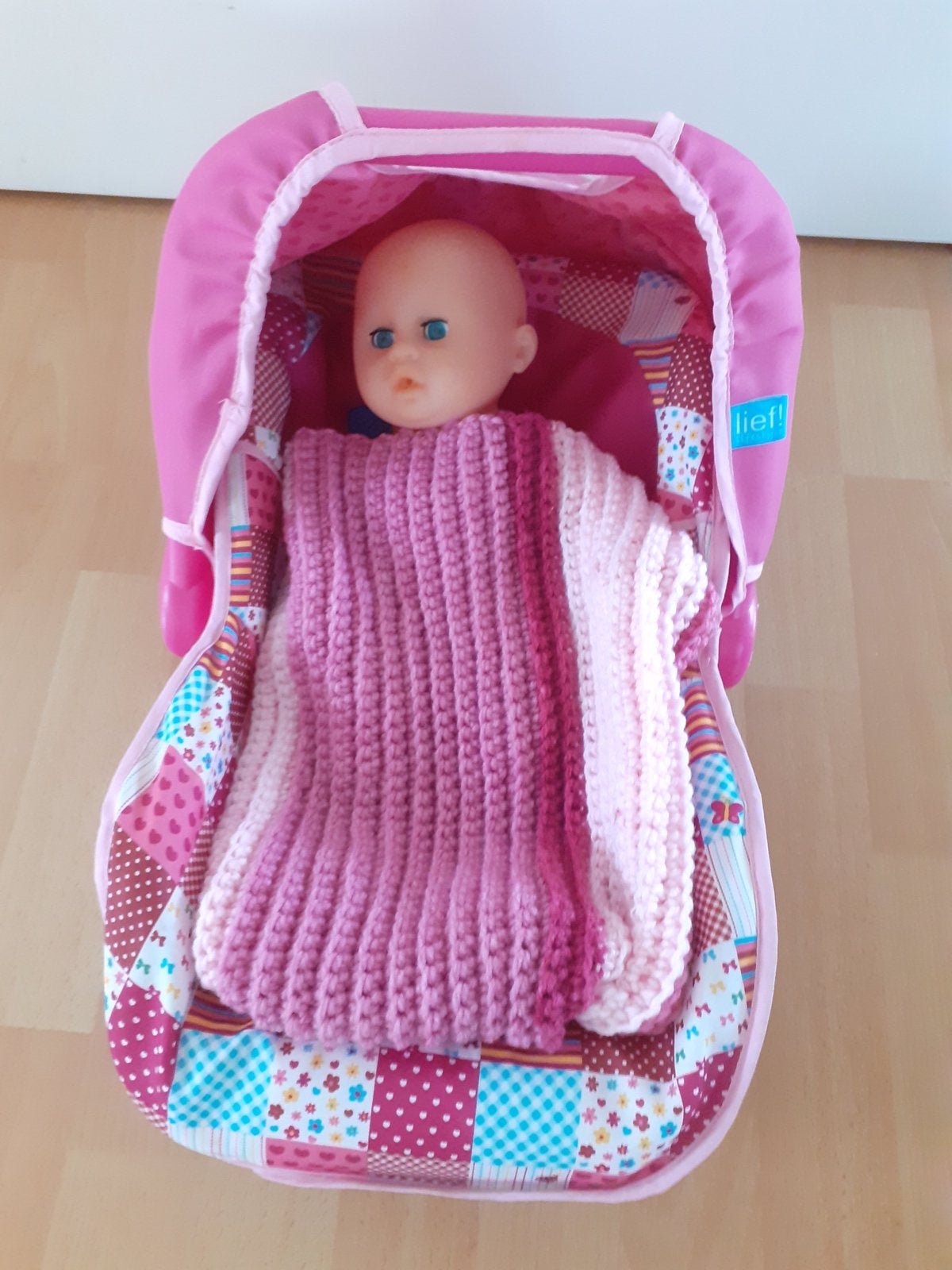 Poppen maxicosi van “Lief”., Ophalen of Verzenden, Zo goed als nieuw, Babypop