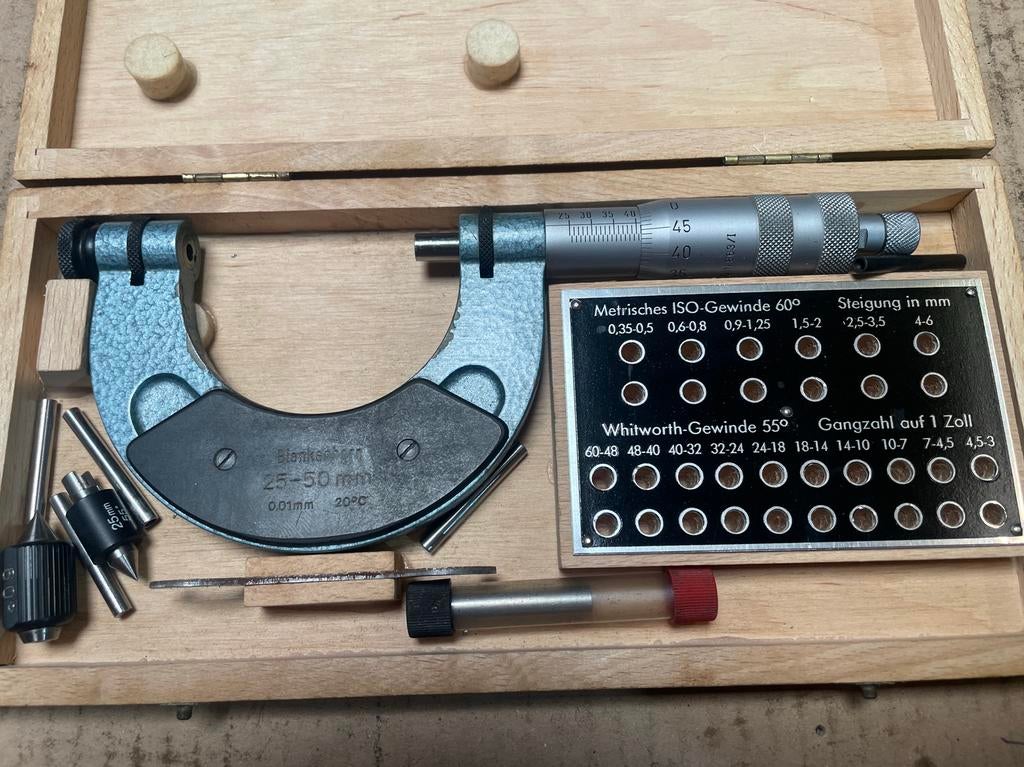 Micrometer schroefmaat 25-50mm in houten kistje, Ophalen, Gebruikt