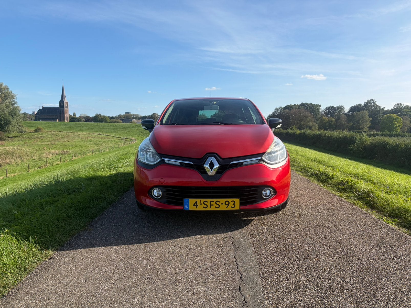 Renault Clio 0.9 TCE 66KW 5-DRS 2013 distributie vervangen, Auto's, Voorwielaandrijving, 898 cc, 40 €/maand, 540 kg