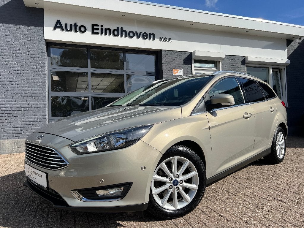 Ford Focus 1.5,Automaat,Station,Nav,Clima, €9995,-, Auto's, Stof, 1498 cc, 690 kg, Dealer onderhouden