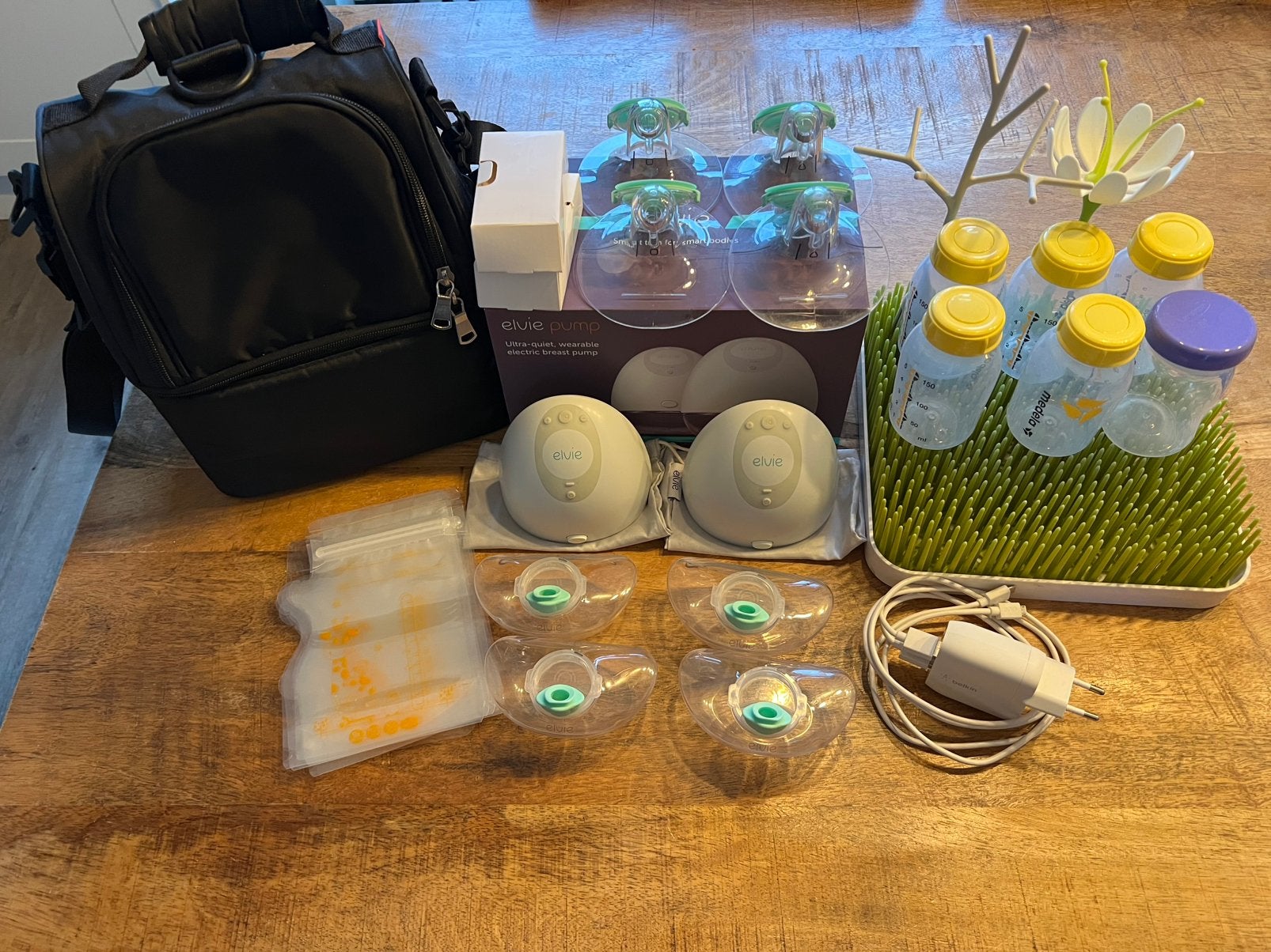 Dubbele Elvie borstkolf handsfree, Ophalen of Verzenden, Zo goed als nieuw, Borstkolf