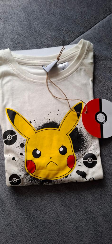 Pokemon shirt maat 122-128 geheel NIEUW met kaartjes eraan, Ophalen of Verzenden, Nieuw, Jongen, Shirt of Longsleeve