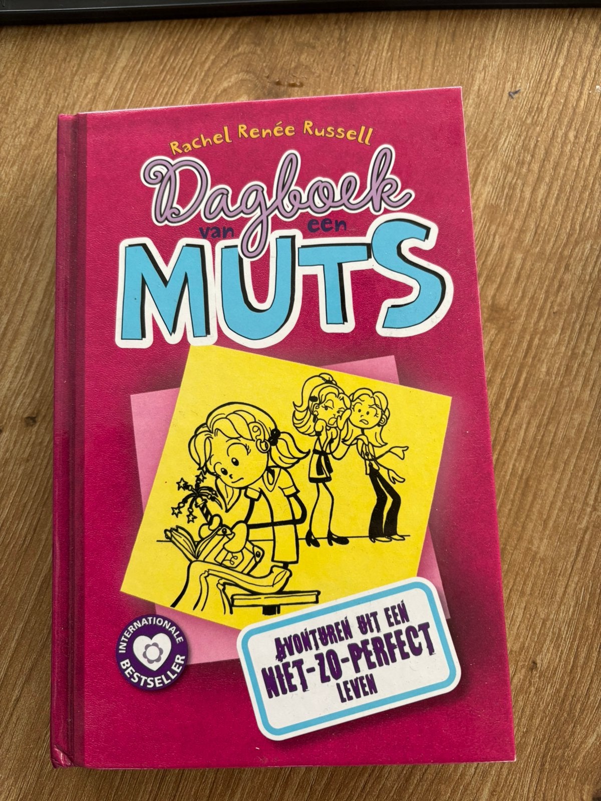 Avonturen uit een niet perfect leven, Ophalen of Verzenden, Zo goed als nieuw