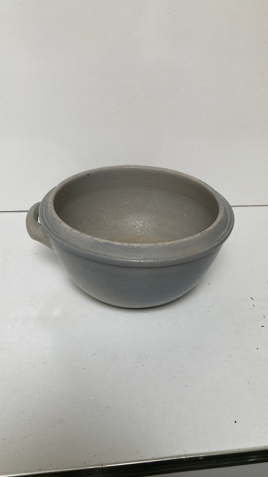 Grijze pot keramiek aardewerk een oor 21cm, Antiek en Kunst, Ophalen of Verzenden