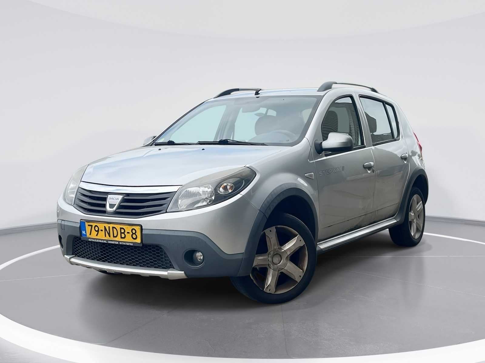 Dacia Sandero 1.6 Stepway 2010 | 79-NDB-8, Auto's, 4 cilinders, 1070 kg, Origineel Nederlands, Bedrijf