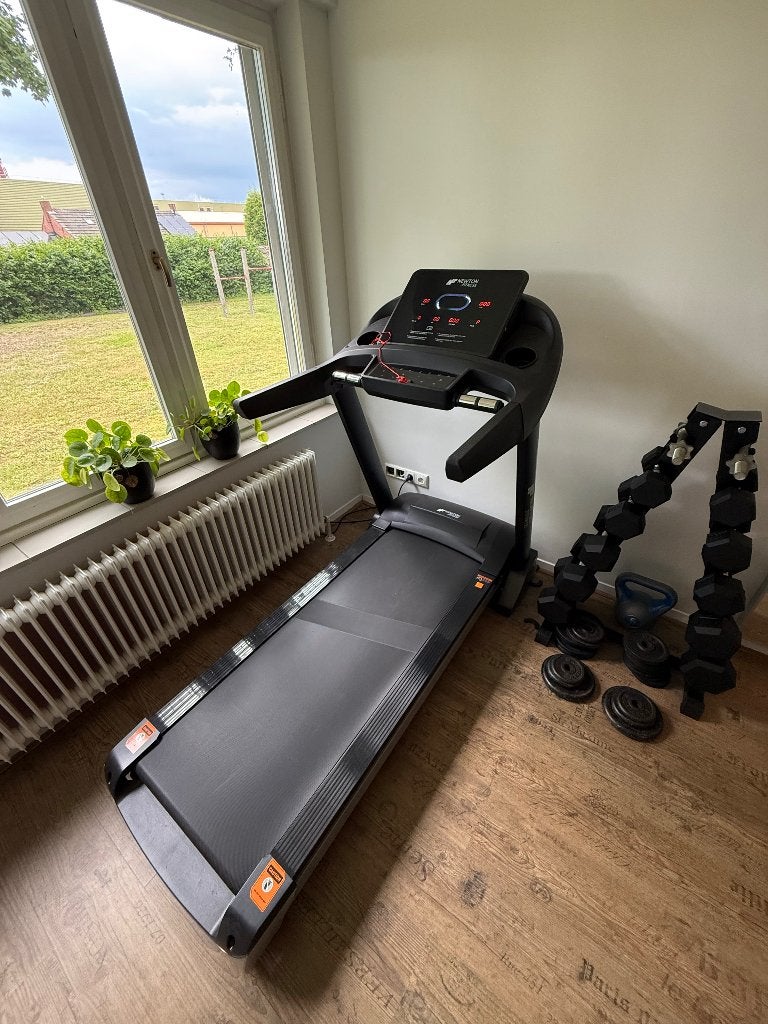 Newton Fitness Skyrunner 2.5 LED Loopband, Ophalen, Zo goed als nieuw, Loopband