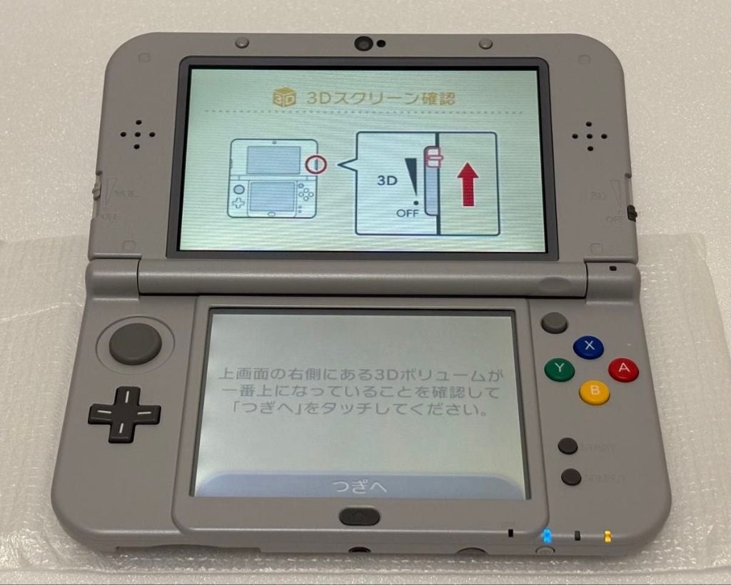 New 3DS XL (LL) Japanse Super Famicon, Spelcomputers en Games, Spelcomputers | Nintendo 2DS en 3DS, Ophalen of Verzenden, Zo goed als nieuw