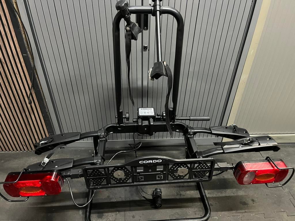 Cordo fietsendrager, Ophalen, Gebruikt, Elektrische fiets, 2 fietsen