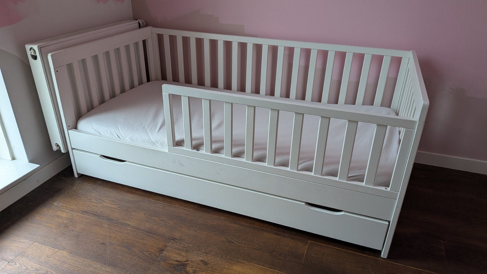 Peuterbed Plume Petit Amelie incl. beddengoed, Kinderen en Baby's, Kinderkamer | Bedden, Ophalen, Gebruikt, 70 tot 85 cm, 140 tot 160 cm